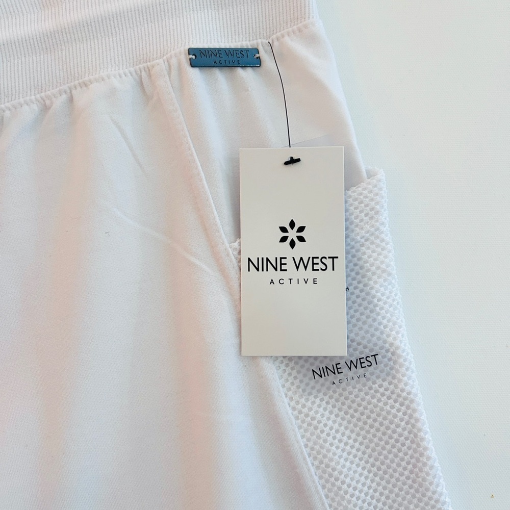 Nine West Active White Jogger Pants Women’s XL Mesh Side Panels Drawstring NWT - Picture 4 of 7